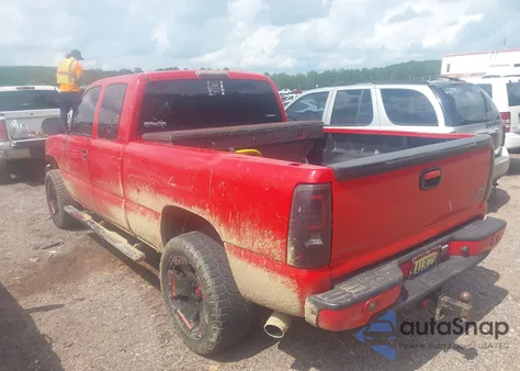 2000 Chevrolet Silverado 1500 Lt from USA, damaged, VIN 1GCEK19T7YZ303416